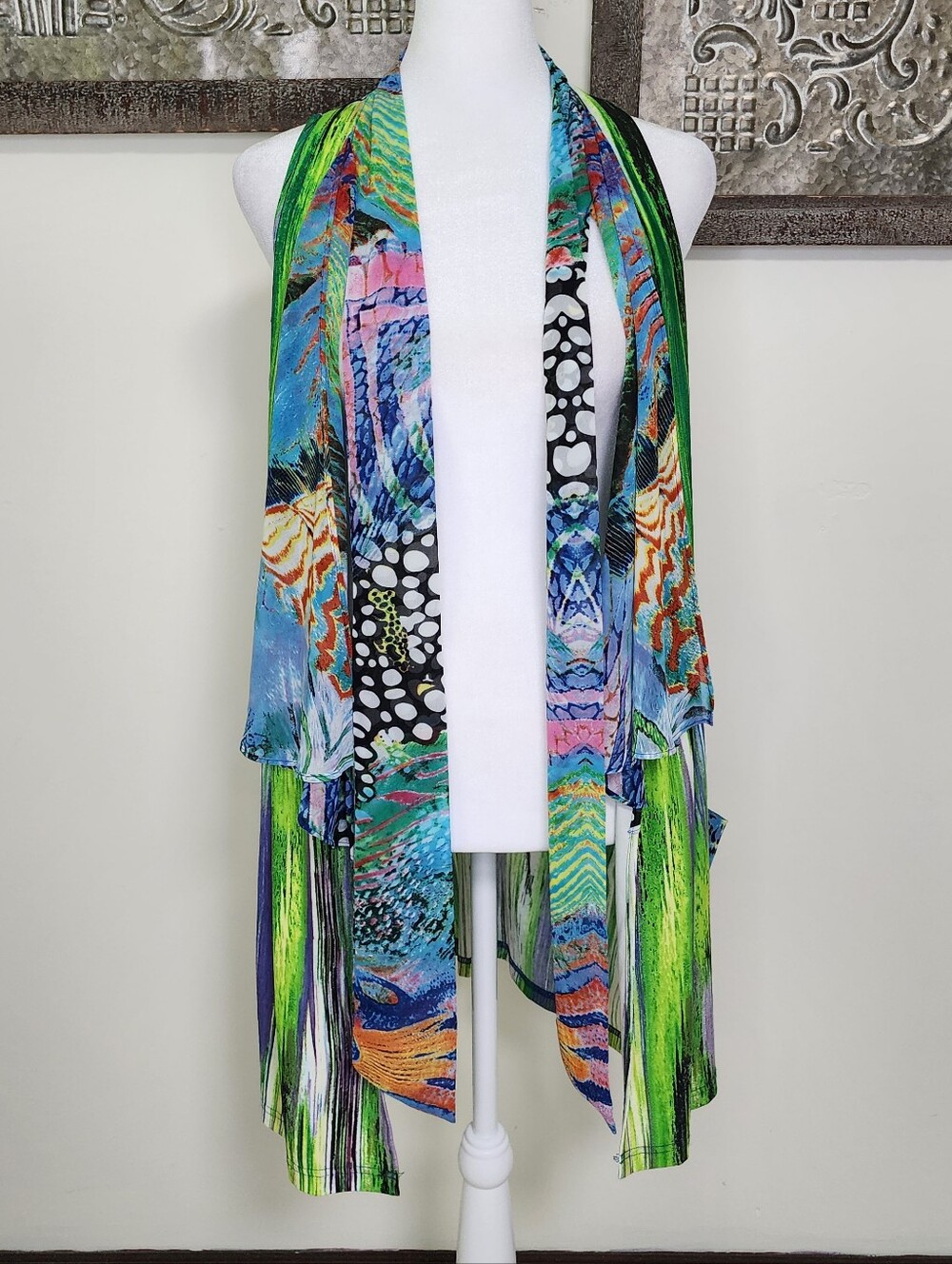 Elysee 26 Vibrant Multi-Color Sleeveless Tie Neck Flowy Tunic Vest Medium Artsy